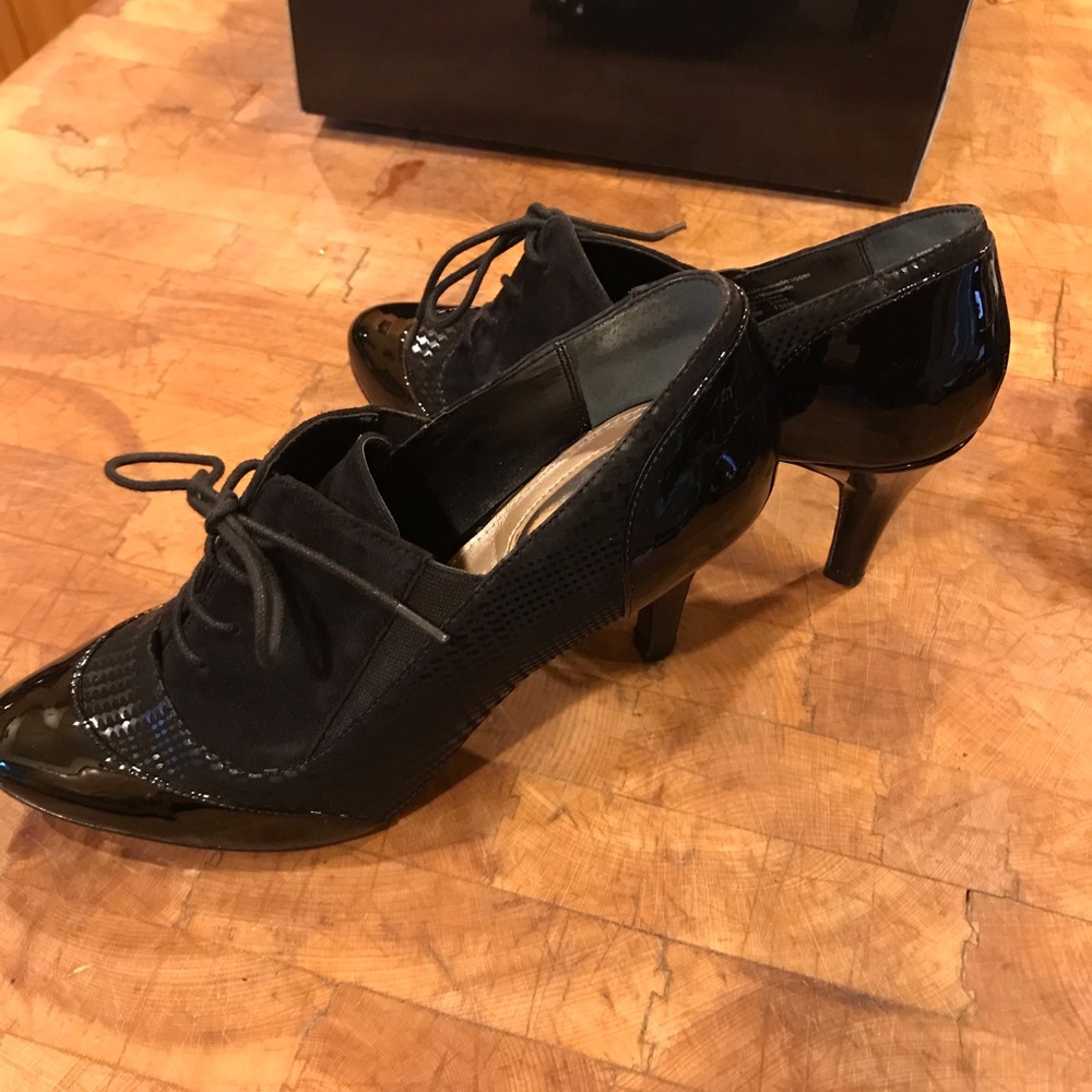 Women’s black high heels